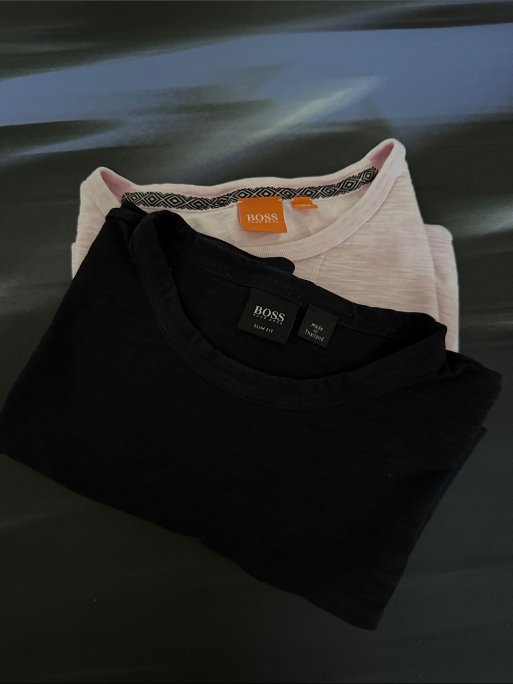 BOSS Men's lot of 2 Black an Pink Short Sleeve Crew Tees